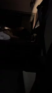 骚逼自己拍的视频
