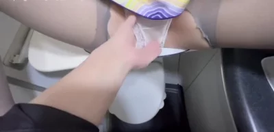 飞机厕所内后入真实空姐