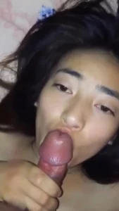 小伙女又不给口出轨姐姐猛干嘴巴