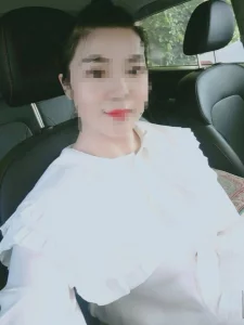 记录生活，她家楼道里操逼。