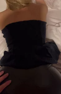 母狗求侮辱找想看大家留言找刺激长腿皮裤模特全自动求大鸡巴干