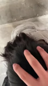 大一05后母狗楼梯间露脸口爆口交