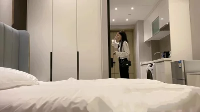 邻家质感女孩斯斯文文没想到带点反差细腰肥臀十分带感