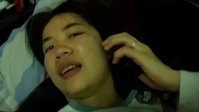 福建良家少妇边打电话边做爱一点不耽误